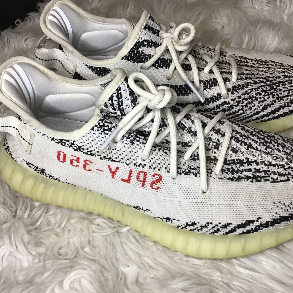 Yeezy boost 350 zebra